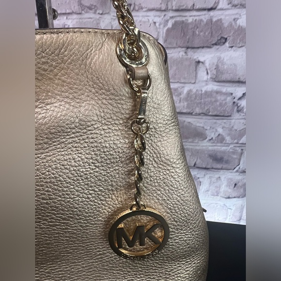 Michael Kors Jet Set Chain Large Shoulder Tote Pale Gold Metallic Leather - Picture 11 of 15
